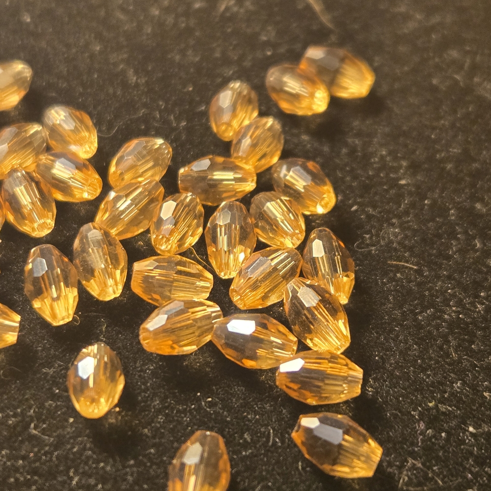 Elegant Gold Austrian Beads - Picture 2 of 3